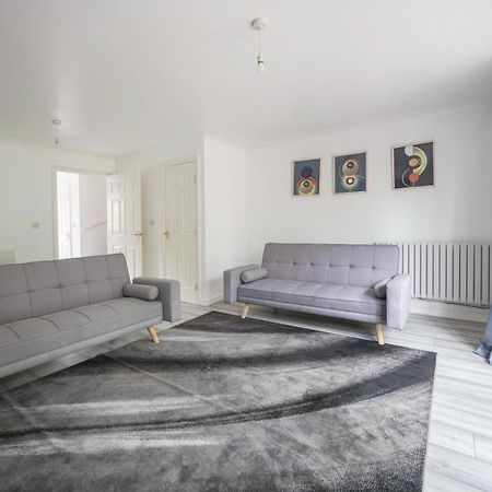 House-Sleeps7-Parking-Garden-Sportschannels Maidstone Buitenkant foto